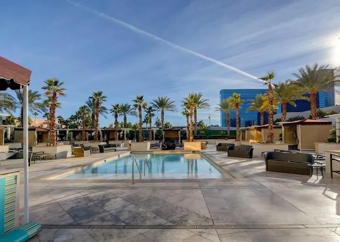 Mgm Signature-28-814 1Br 2Ba F1 Pits View Balcony